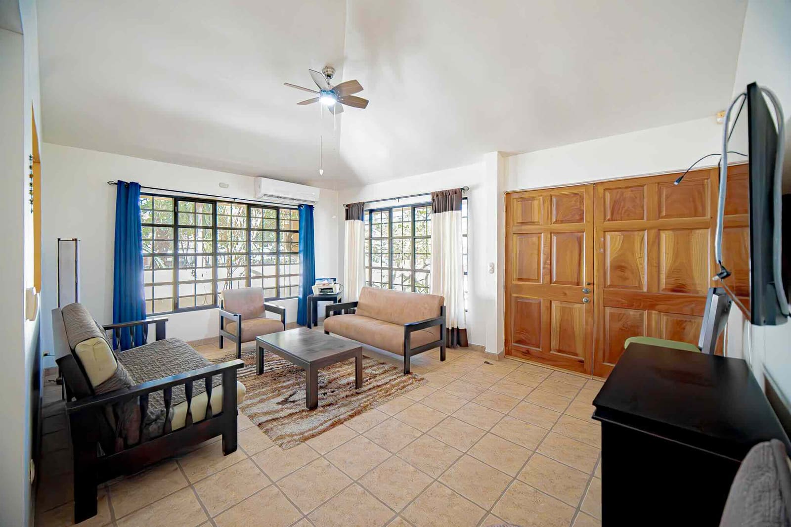 Ocean View Tower Home in Las Palmas