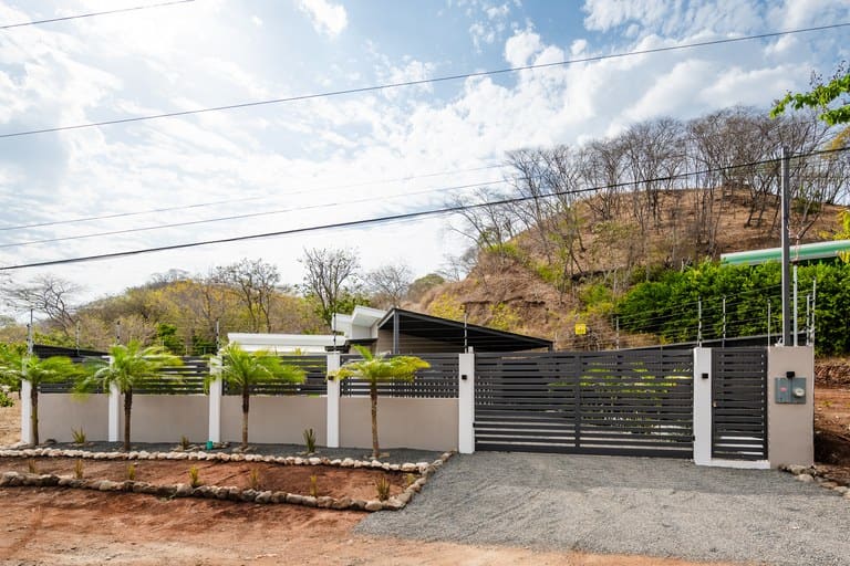Villa Aurora — New 5BR Luxury Home Minutes from Playa Penca & Potrero